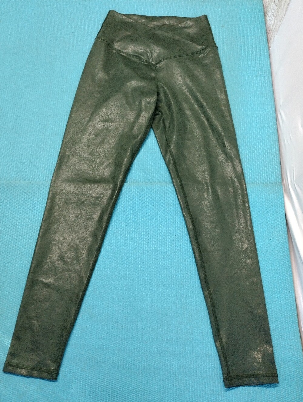 Offline By Aerie Womens Mid Rise Faux Leather Leggings Stretchy Pull On - M